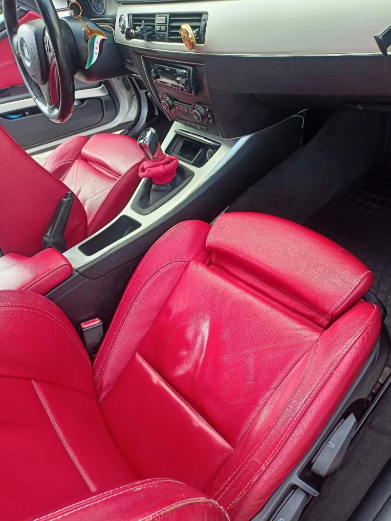 BMW 320, снимка 8 - Автомобили и джипове - 53022932