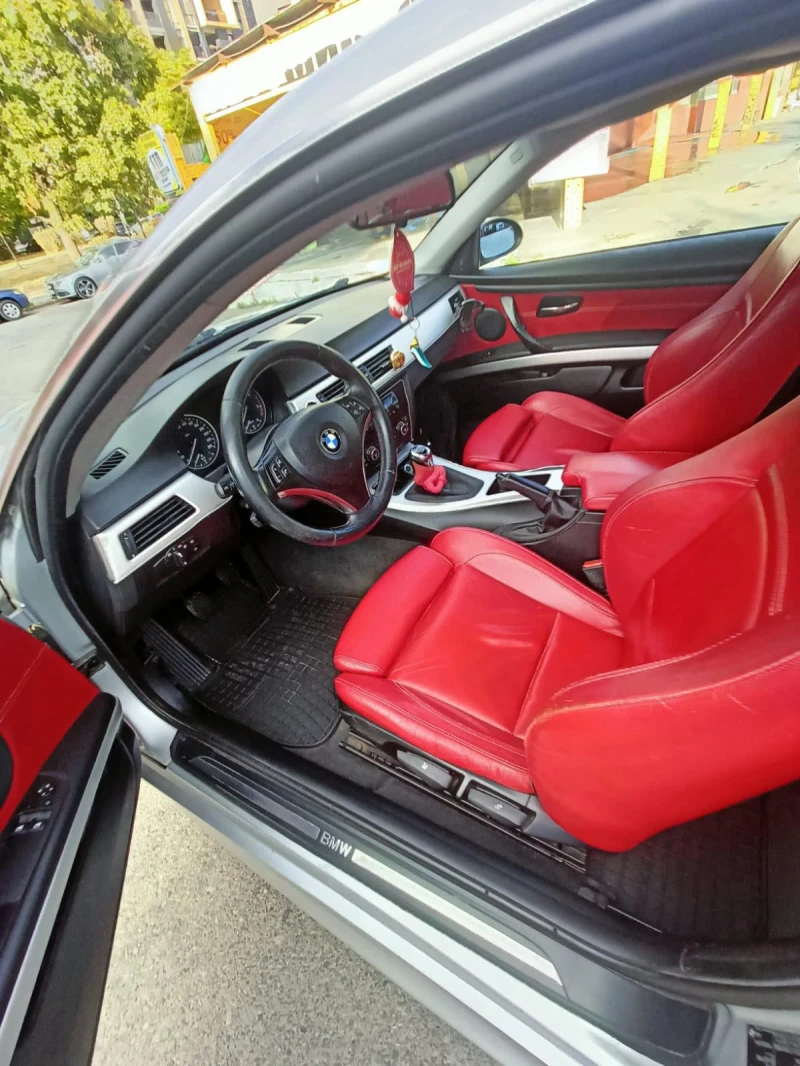 BMW 320, снимка 2 - Автомобили и джипове - 53022932