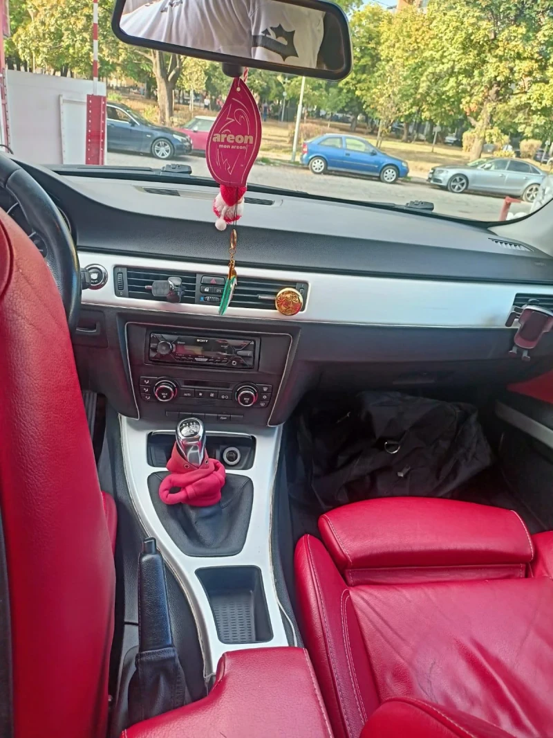 BMW 320, снимка 6 - Автомобили и джипове - 53022932