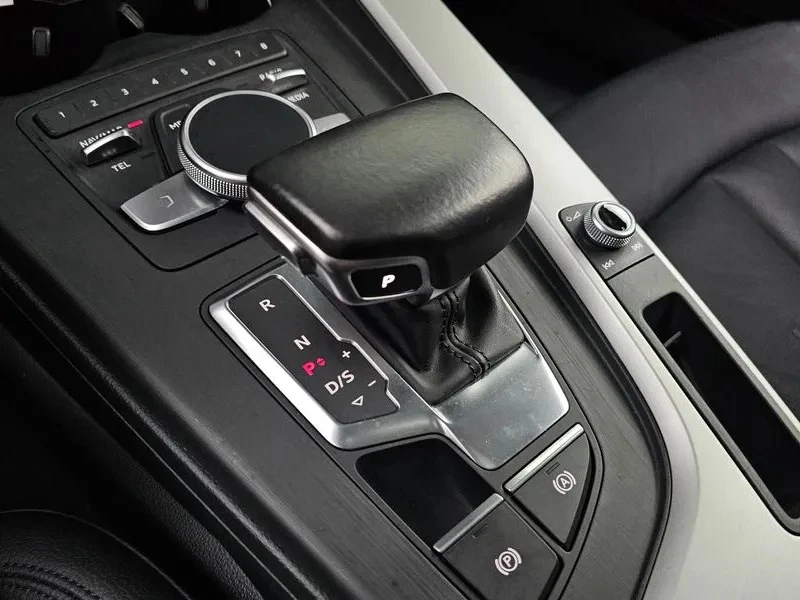 Audi A4 45TFSI, снимка 7 - Автомобили и джипове - 55429563