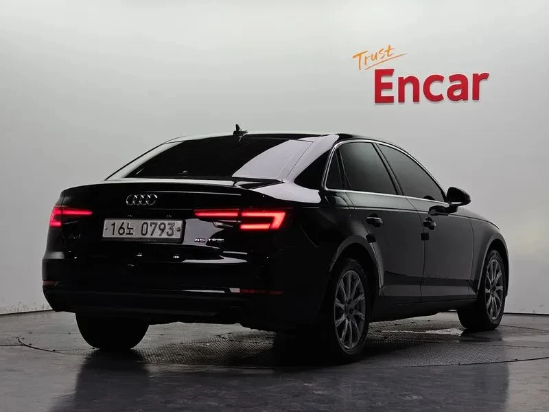 Audi A4 45TFSI, снимка 2 - Автомобили и джипове - 55429563
