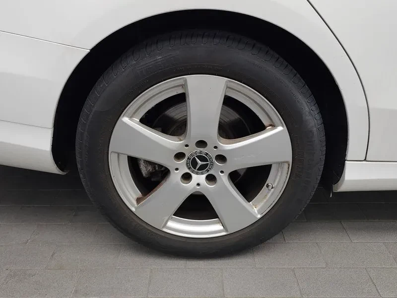 Mercedes-Benz C 200 САМО 30% АВАНС, снимка 5 - Автомобили и джипове - 56251395