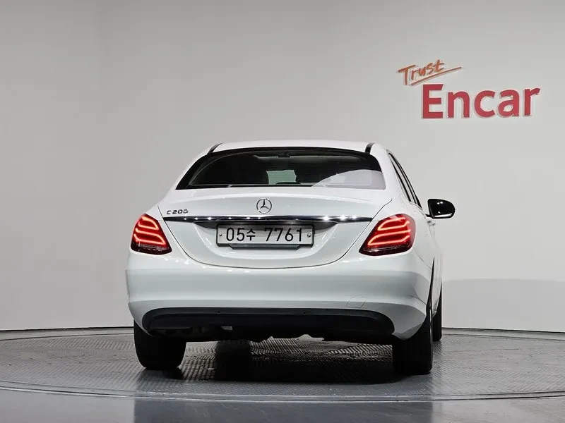 Mercedes-Benz C 200 САМО 30% АВАНС, снимка 4 - Автомобили и джипове - 56251395