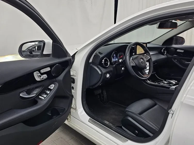 Mercedes-Benz C 200 САМО 30% АВАНС, снимка 10 - Автомобили и джипове - 56251395