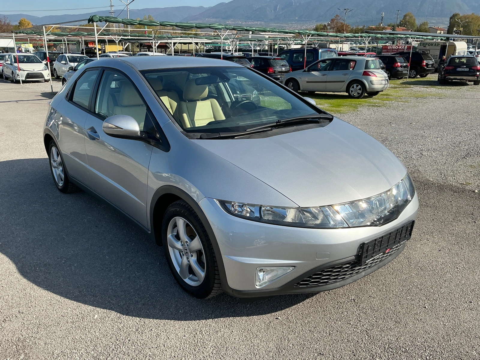 Honda Civic 1.4 i-DSI - изображение 2