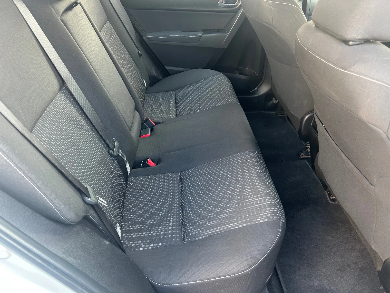 Toyota Corolla 1.6VVT-I -CVT - изображение 10