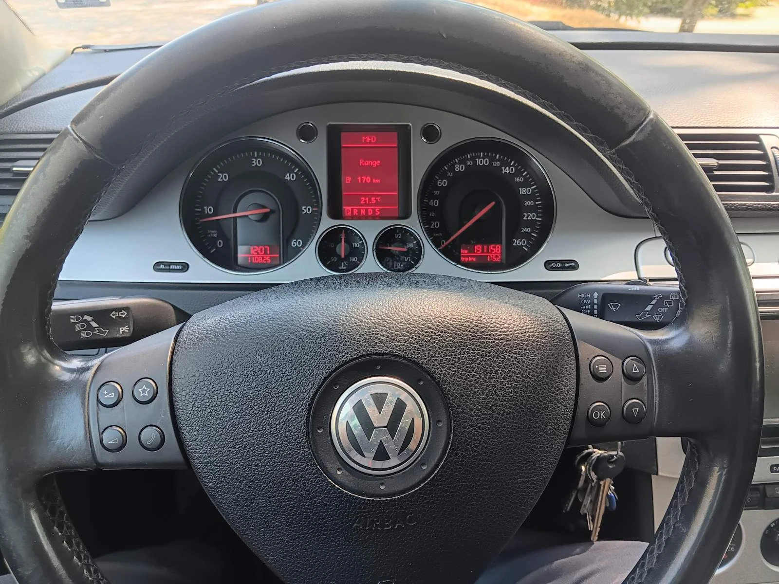 VW Passat 2.0TDI - изображение 6