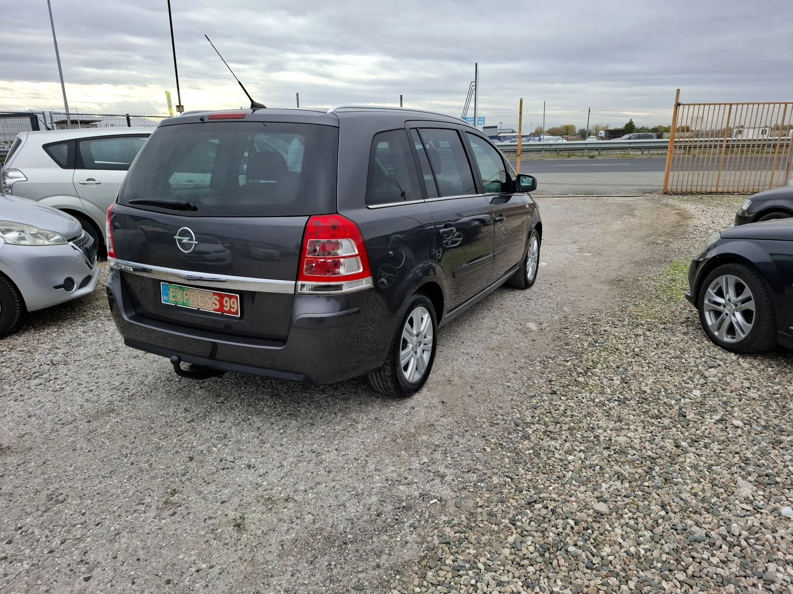 Opel Zafira 1.8i | Mobile.bg — изображение 3