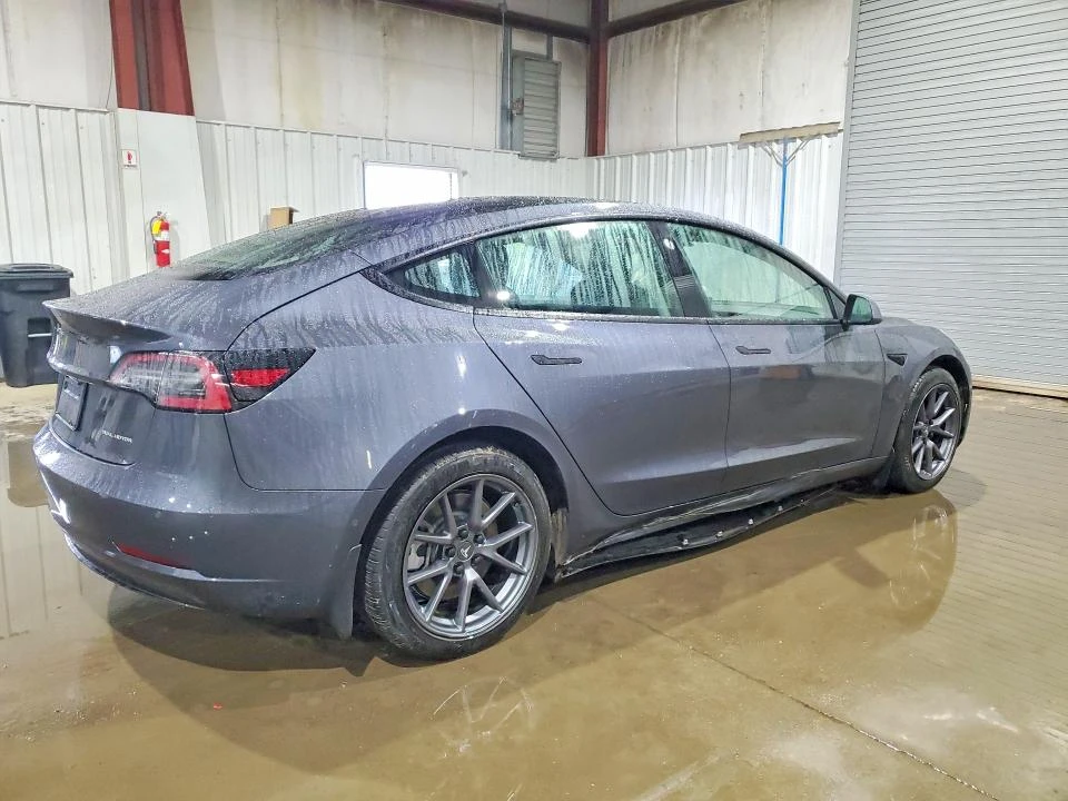 Tesla Model 3 AWD* ТЕРМОПОМПА* АВТОПИЛОТ* ПОДГРЕВ* ПАНОРАМА*  - изображение 3
