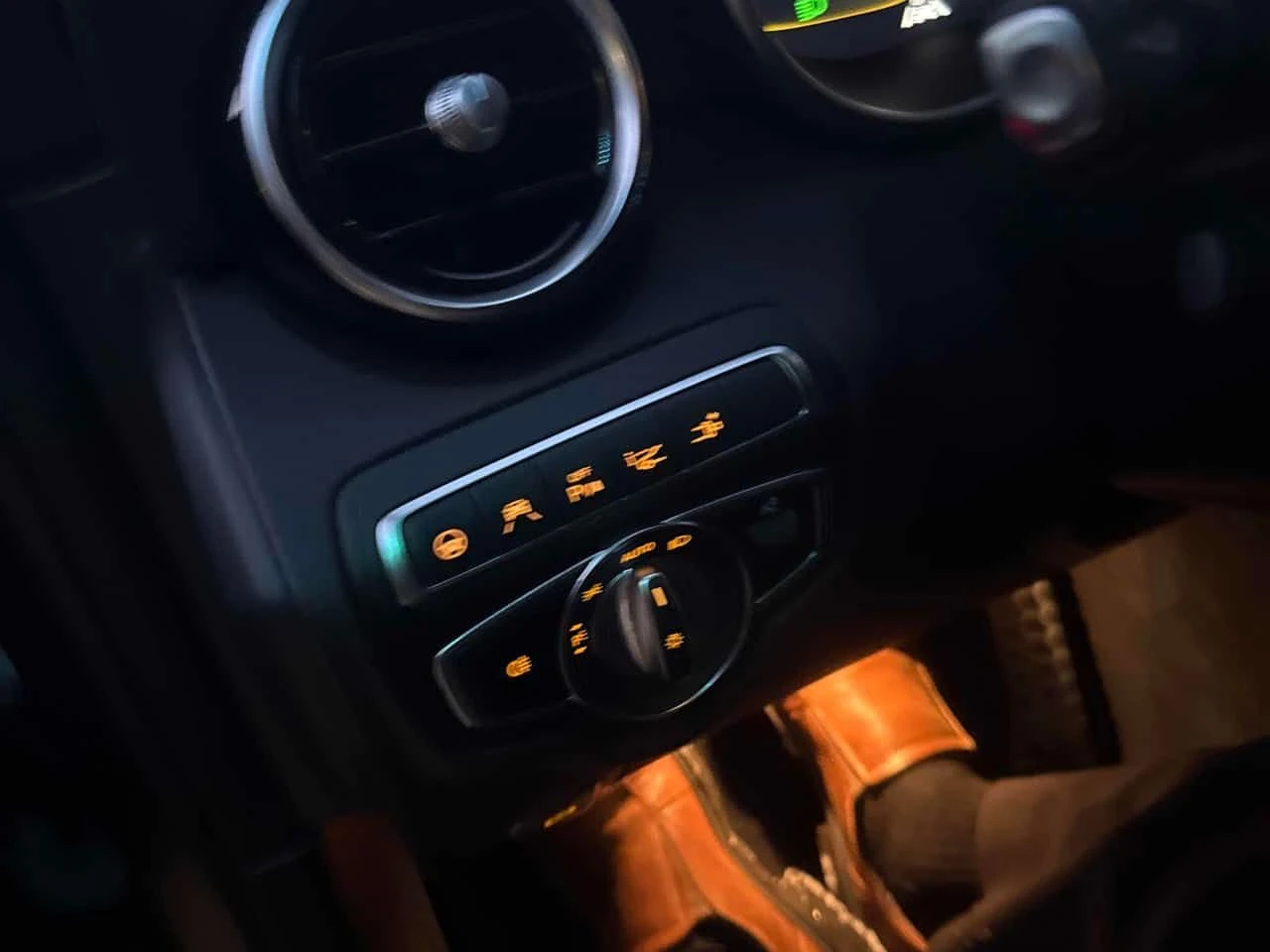 Mercedes-Benz C 63 AMG  S / CARFAX / ������ ������ �� ������  | Mobile.bg � ����������� 13