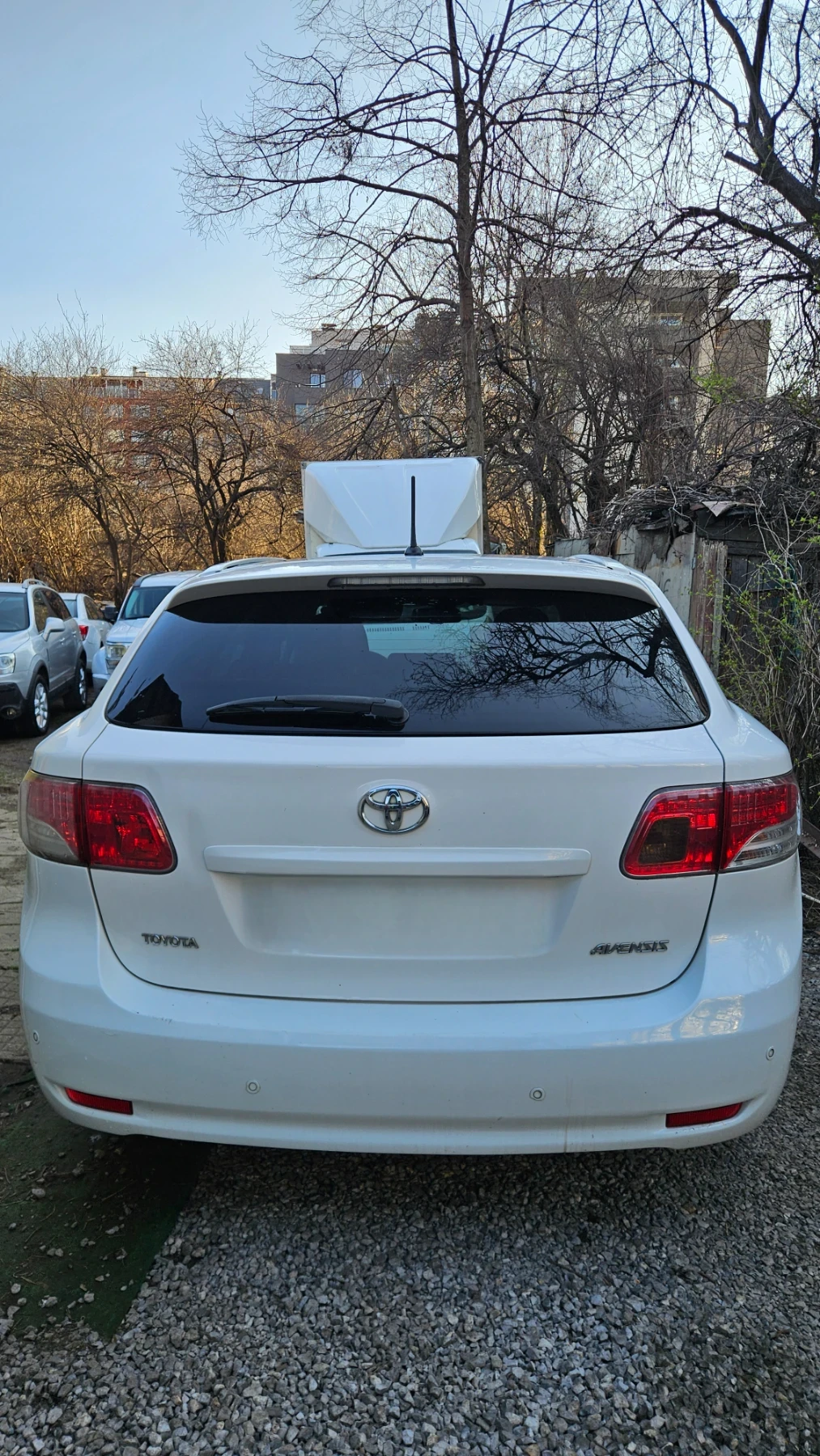 Toyota Avensis T27, снимка 2 - Автомобили и джипове - 54195199