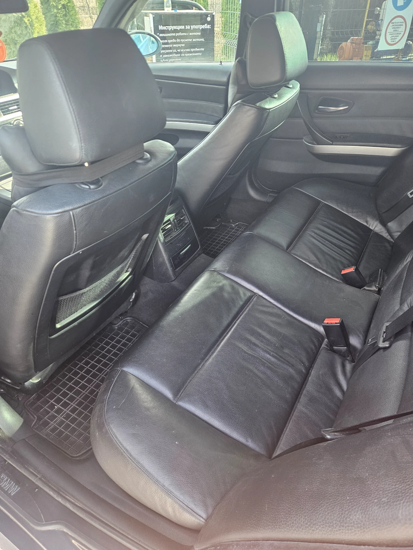 BMW 330, снимка 12 - Автомобили и джипове - 54445946