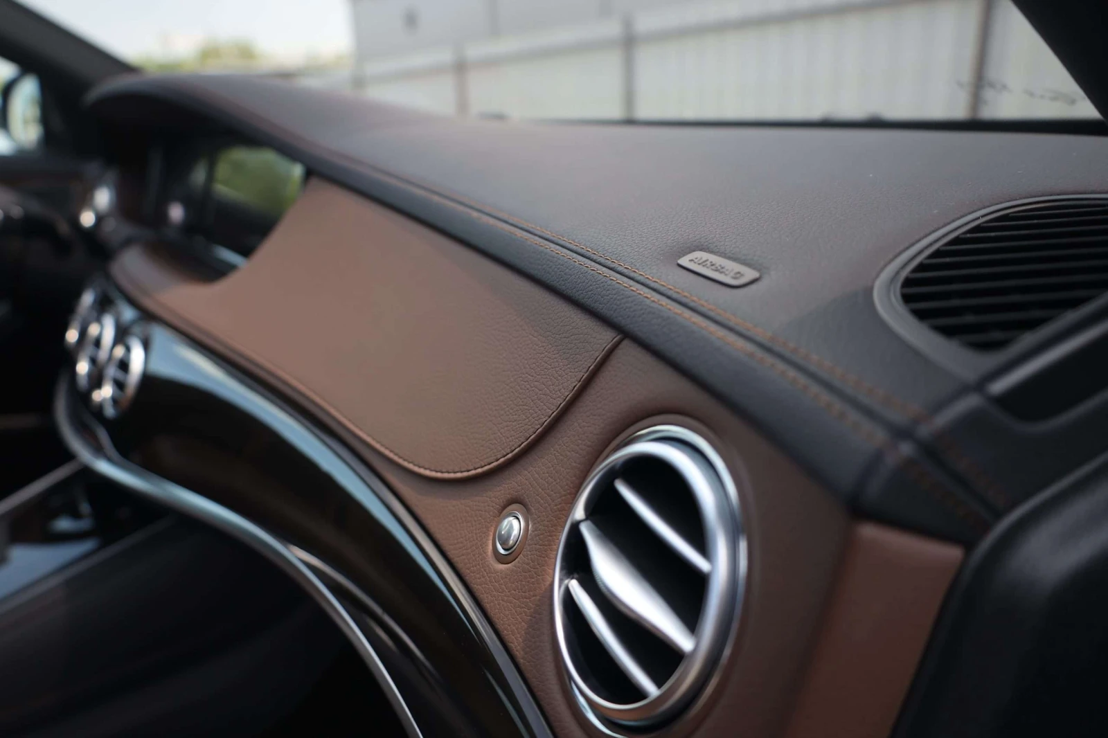 Mercedes-Benz S 350 d 4M AMG AIR SoftClos BURM 360 MASSAGE HuD Distr , снимка 17 - Автомобили и джипове - 53976479