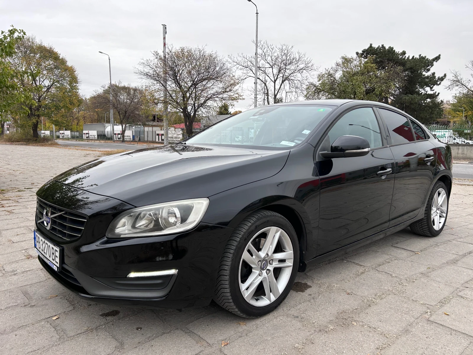 Volvo S60, снимка 2 - Автомобили и джипове - 54496111