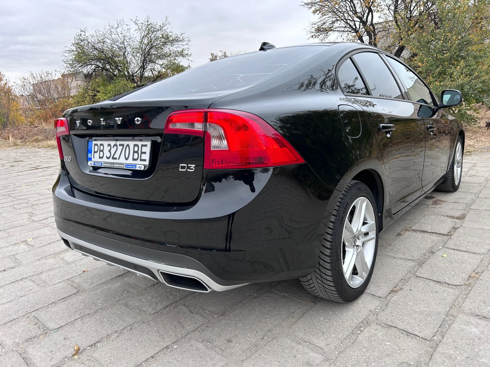 Volvo S60, снимка 8 - Автомобили и джипове - 54496111
