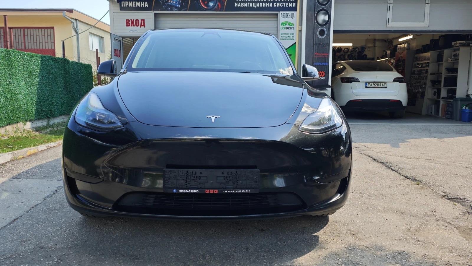 Tesla Model Y SR 90% SOH, снимка 2 - Автомобили и джипове - 54701759