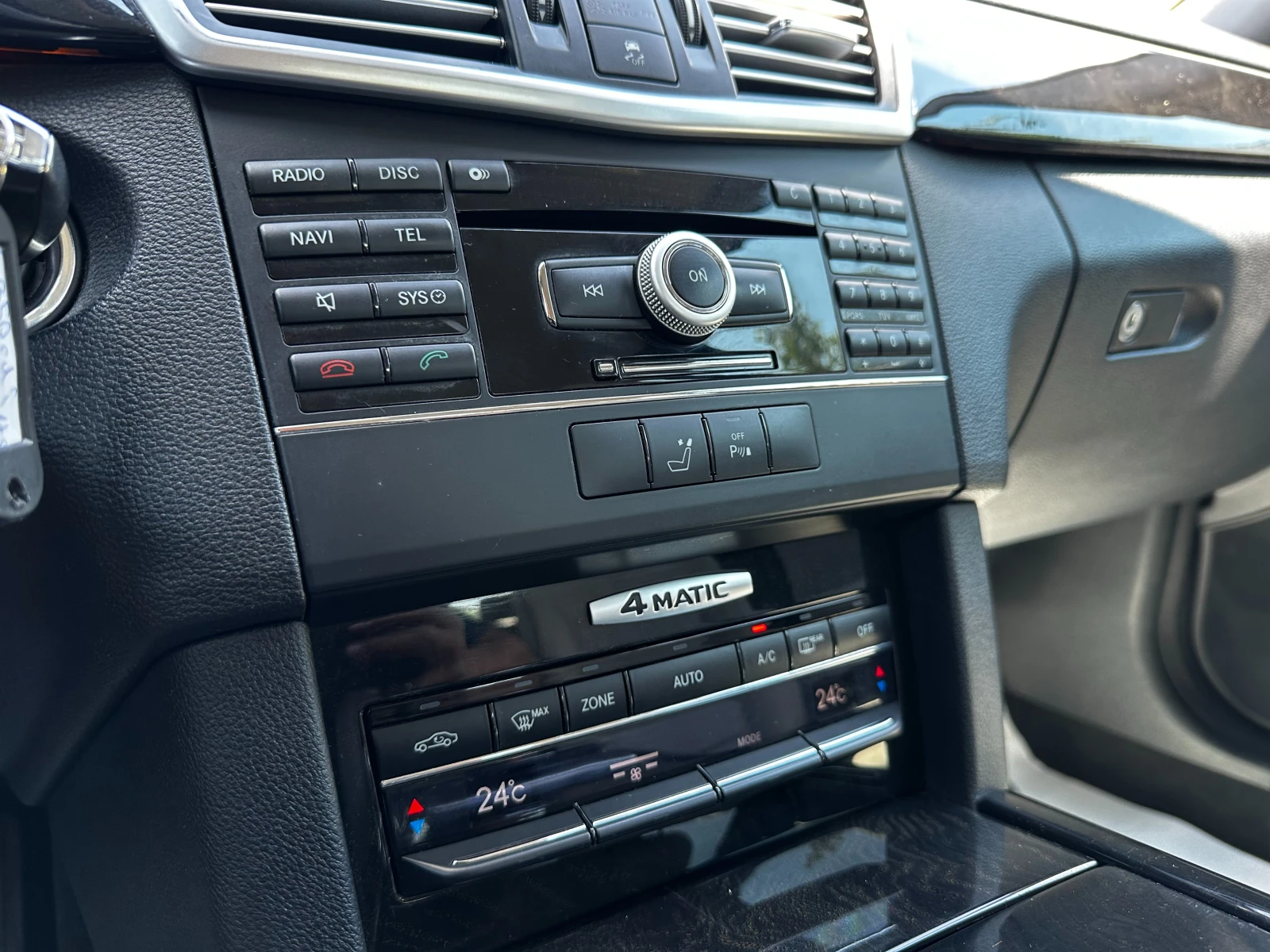 Mercedes-Benz E 350 4Matic/Avantgard/ГАРАНЦИЯ, снимка 13 - Автомобили и джипове - 54836112