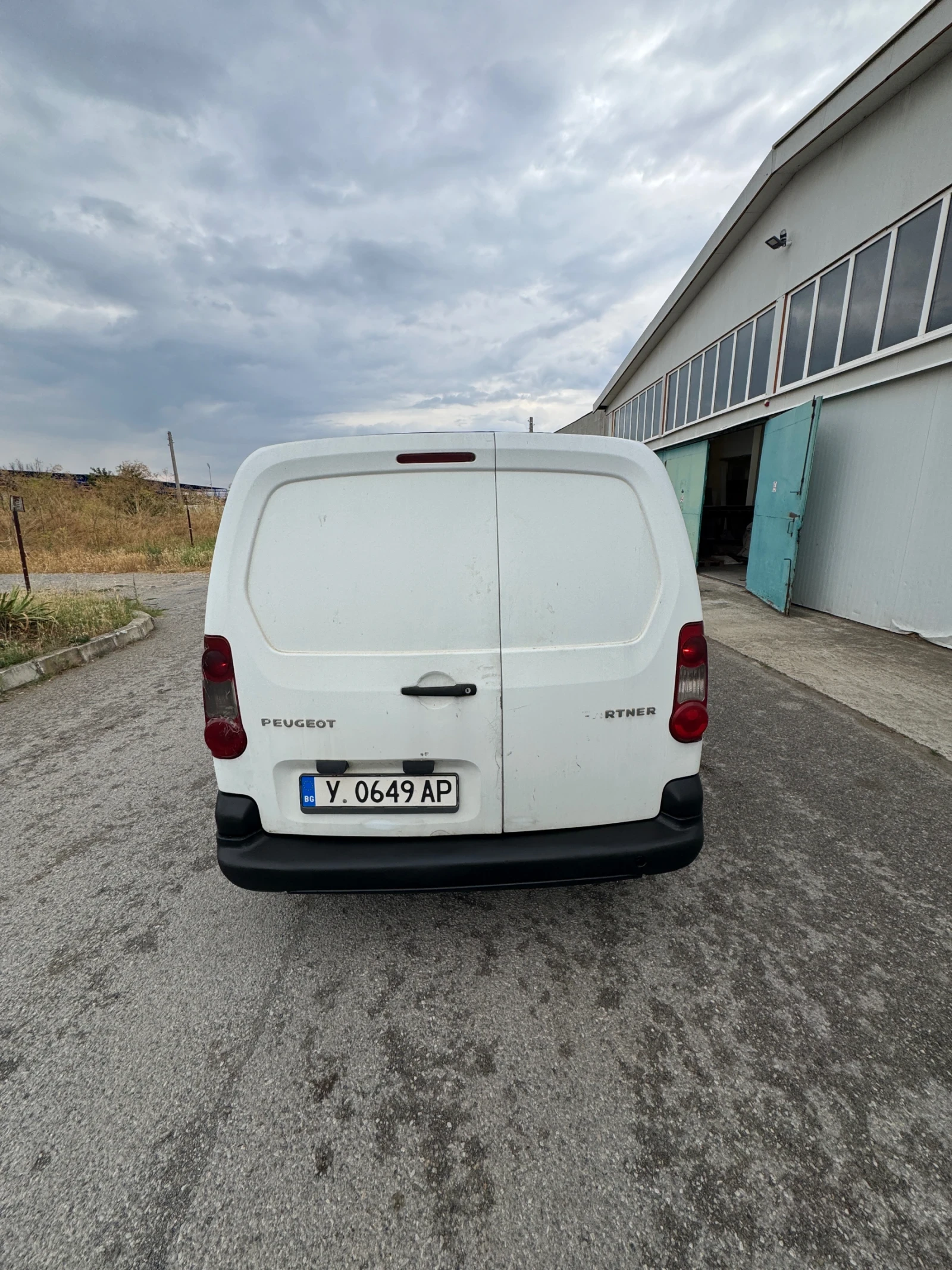 Peugeot Partner HDI, снимка 6 - Автомобили и джипове - 55215759