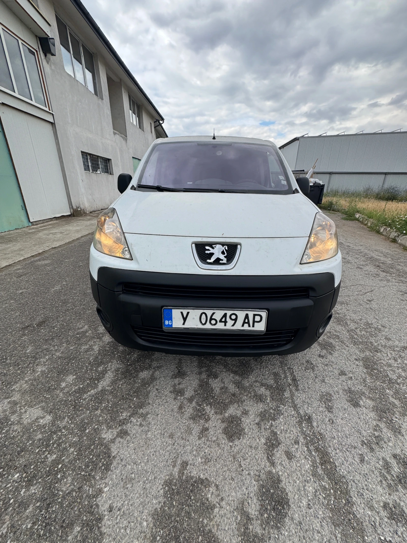 Peugeot Partner HDI, снимка 2 - Автомобили и джипове - 55215759