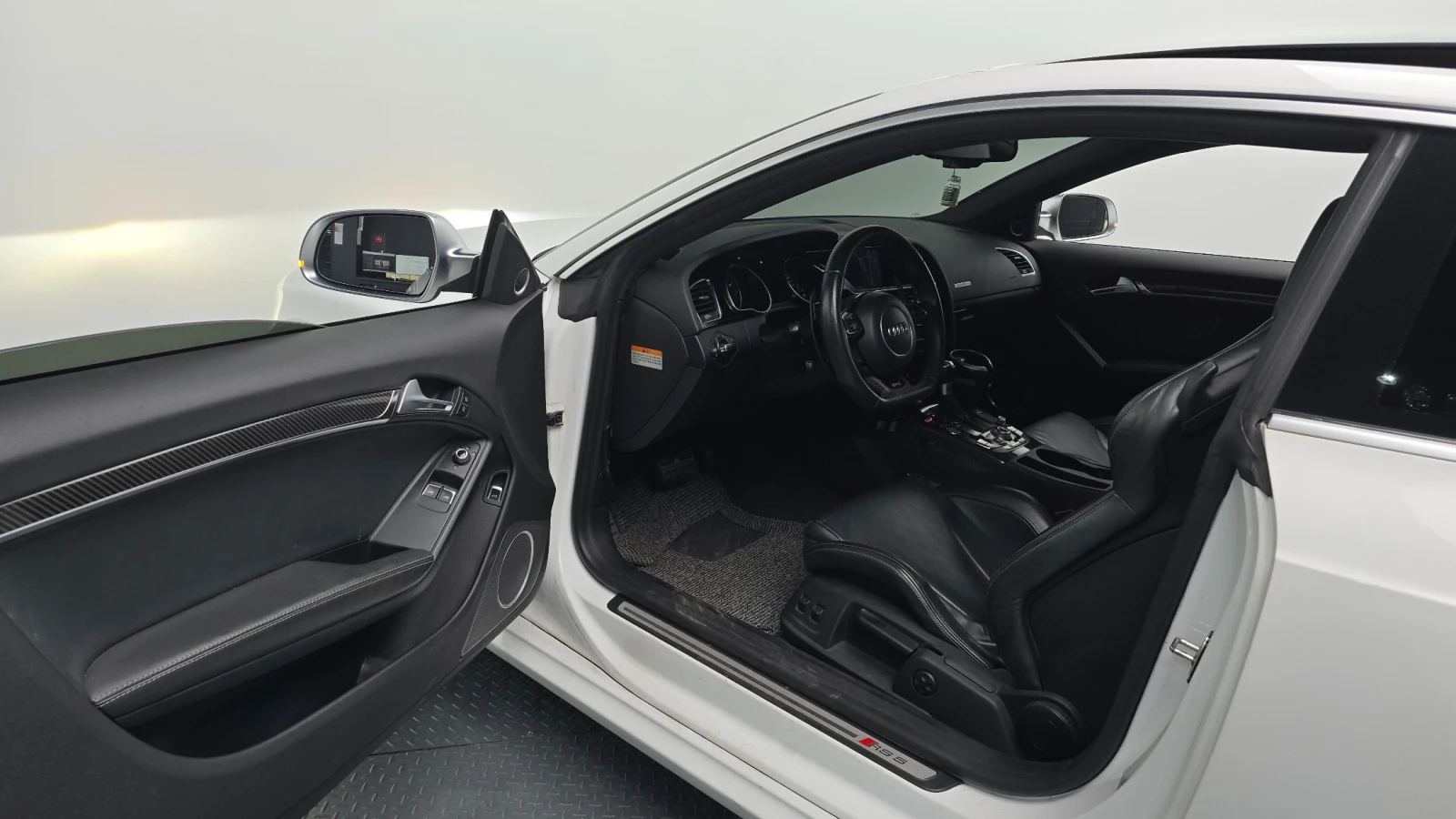 Audi Rs5 4.2 FSI quattro, снимка 7 - Автомобили и джипове - 55465850