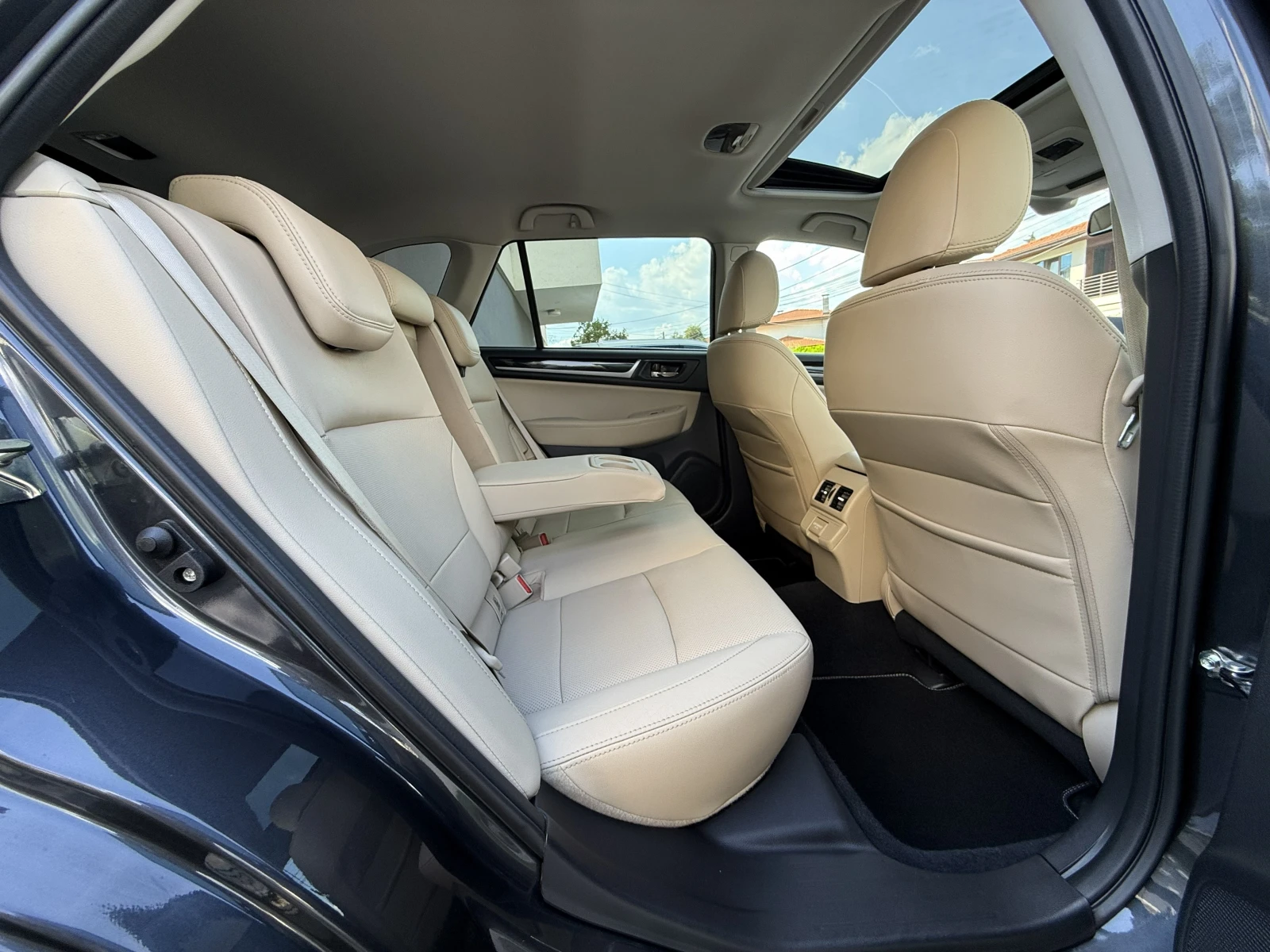 Subaru Outback FACELIFT-2.5i-AVTOMAT-LPG(BRC)-4X4-ШВЕЙЦАРИЯ-FULL-, снимка 16 - Автомобили и джипове - 55836984