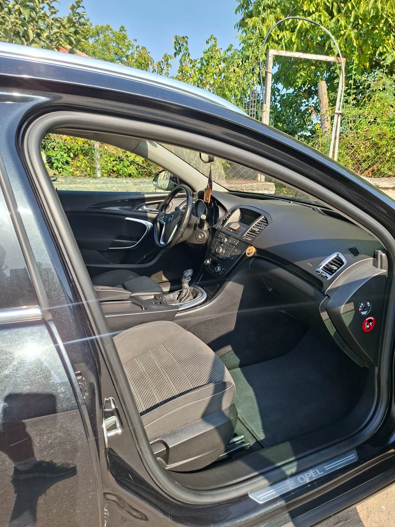 Opel Insignia, снимка 8 - Автомобили и джипове - 55902635