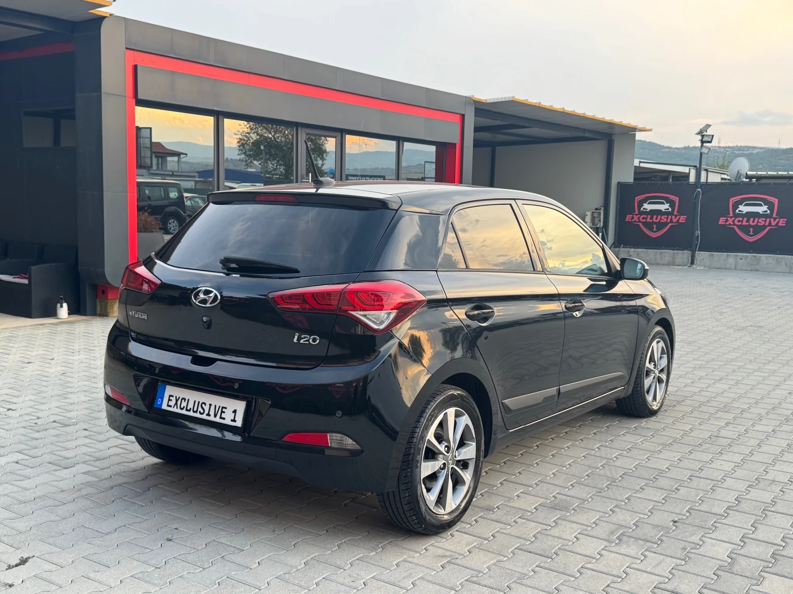 Hyundai I20 1.1CRDI FULL EKSTRA, снимка 5 - Автомобили и джипове - 56011302