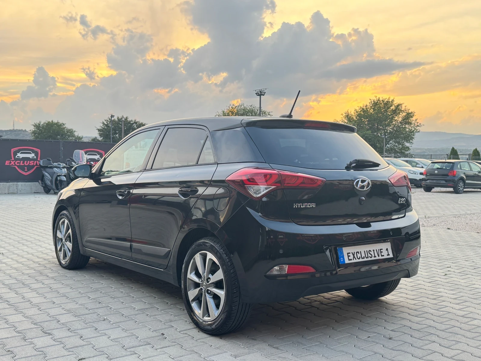 Hyundai I20 1.1CRDI FULL EKSTRA, снимка 3 - Автомобили и джипове - 56011302