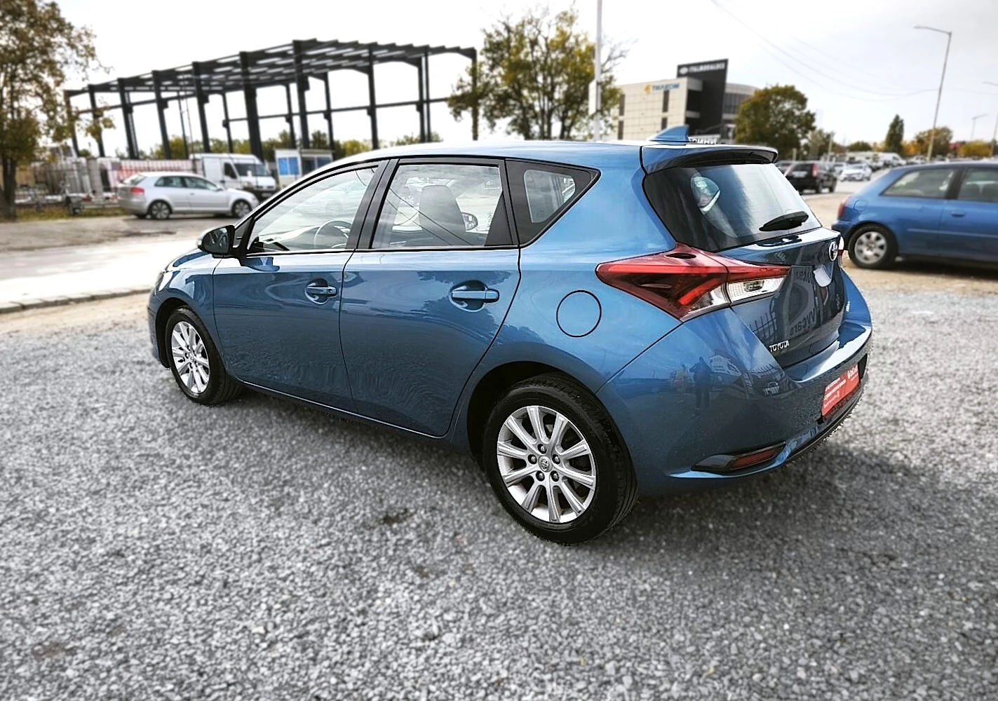 Toyota Auris 1.33 VVT-i EURO6 | Mobile.bg � ����������� 6