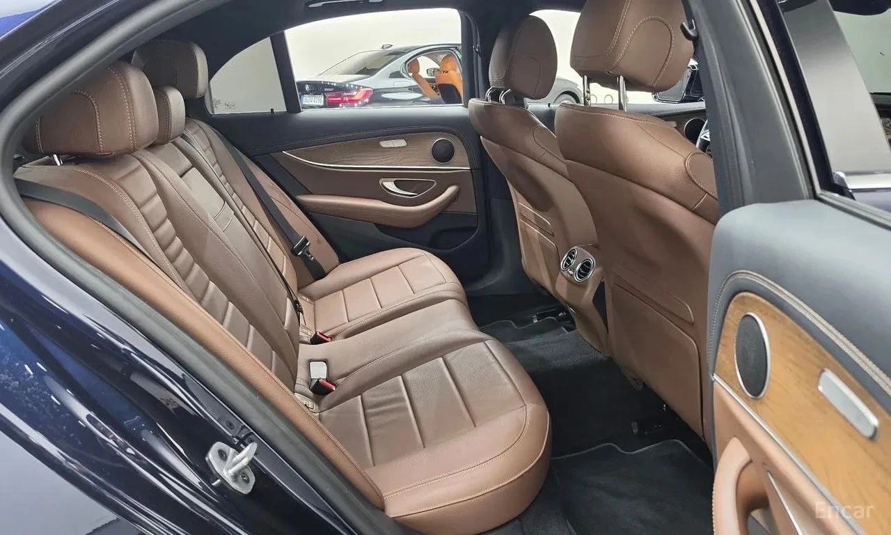 Mercedes-Benz E 250, снимка 11 - Автомобили и джипове - 56727991