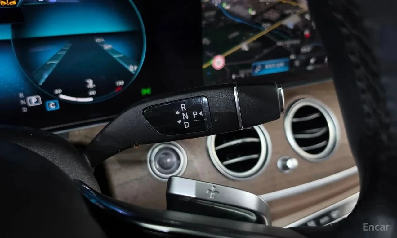 Mercedes-Benz E 250, снимка 9 - Автомобили и джипове - 56727991