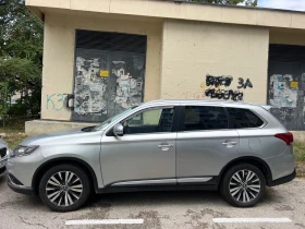 ������ Mitsubishi Outlander