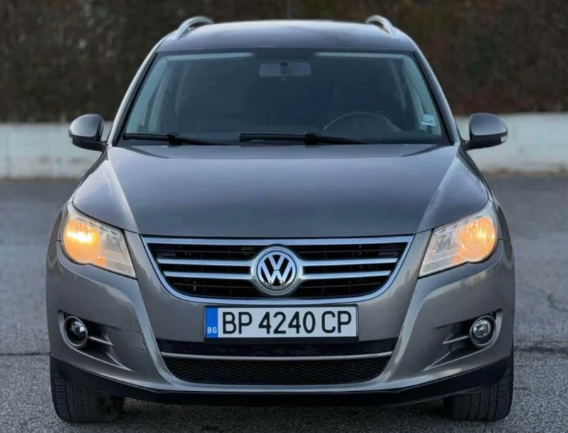 VW Tiguan 2.0 TDI 4х4, снимка 1 - Автомобили и джипове - 48668738