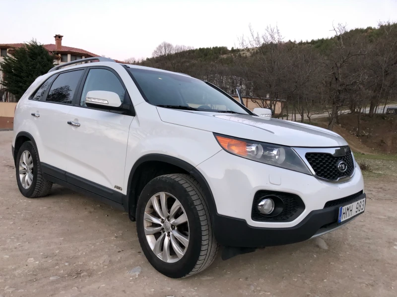 Kia Sorento Kia Sorento 2.2 CRDi, 7mecta AWD, снимка 7 - Автомобили и джипове - 49480475