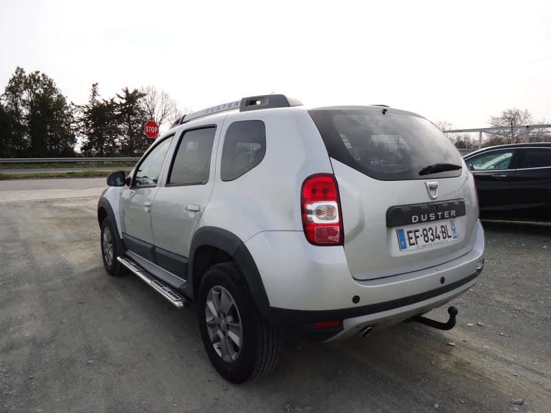 Dacia Duster 1.5 DCI Навигация Камера, снимка 4 - Автомобили и джипове - 49515753