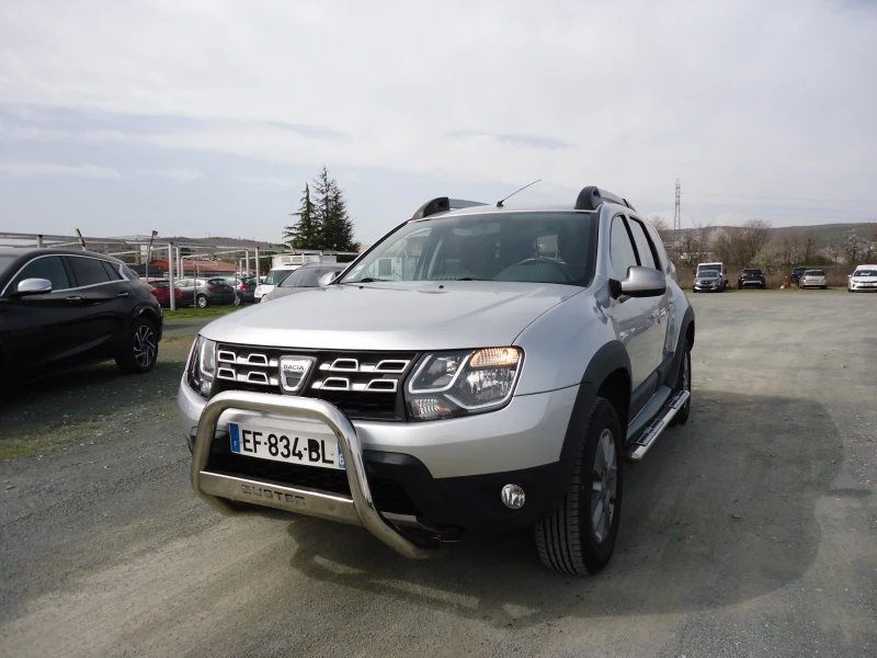 Dacia Duster 1.5 DCI Навигация Камера, снимка 1 - Автомобили и джипове - 49515753