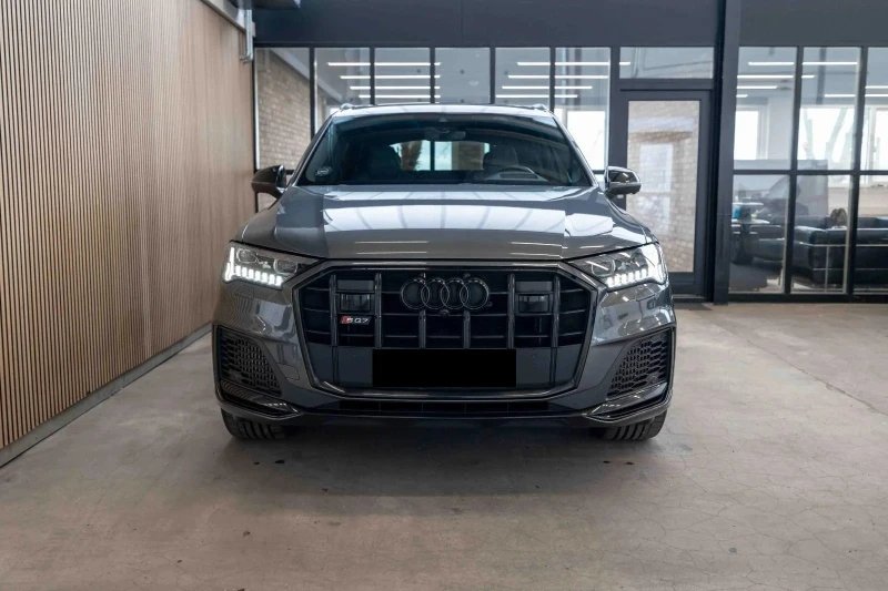 Audi SQ7 TDI* CERAMIC* DISTR* 360 CAM* PANO* BOSE* KEYLESS*, снимка 2 - Автомобили и джипове - 51759784