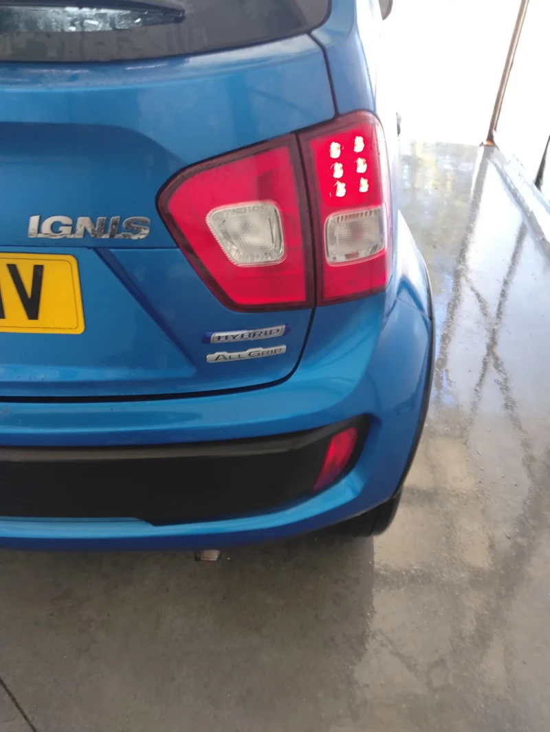 Suzuki Ignis, снимка 7 - Автомобили и джипове - 52325595