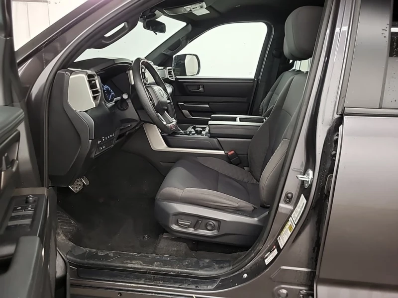 Toyota Tundra * SR CREW CAB STD BED * CARFAX * БЕЗ ПЪРВОНАЧАЛНА , снимка 5 - Автомобили и джипове - 53125973