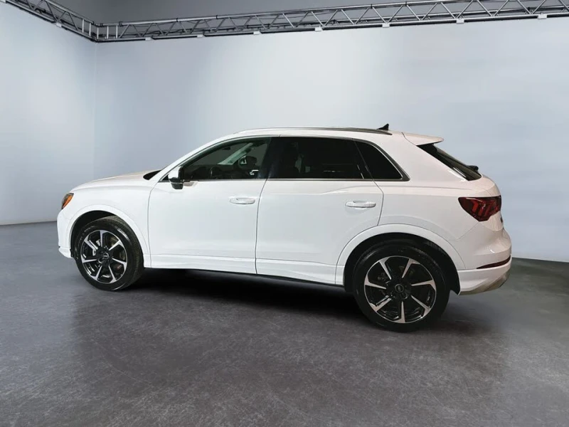 Audi Q3 quattro Progressiv* АвтоКредит* (ЦЕНА ДО БГ), снимка 3 - Автомобили и джипове - 53262380