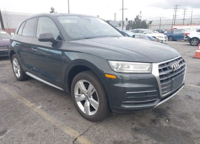 Audi Q5 TFSI  2.0L I-4 DI, DOHC, VVT, TURBO, 252HP, снимка 1 - Автомобили и джипове - 49338427