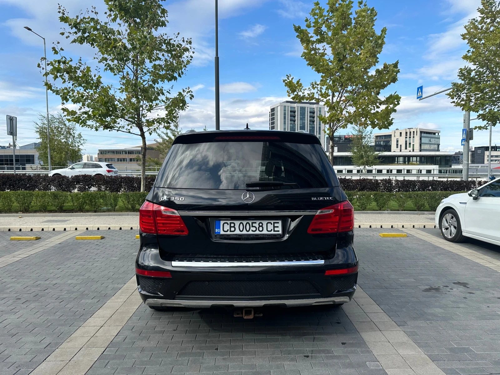 Mercedes-Benz GL 350 AMG Pack / H&K / Soft Close - изображение 3