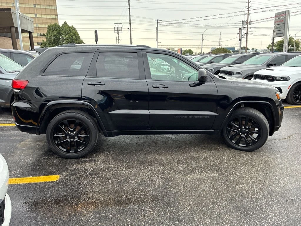 Jeep Grand cherokee  - изображение 3