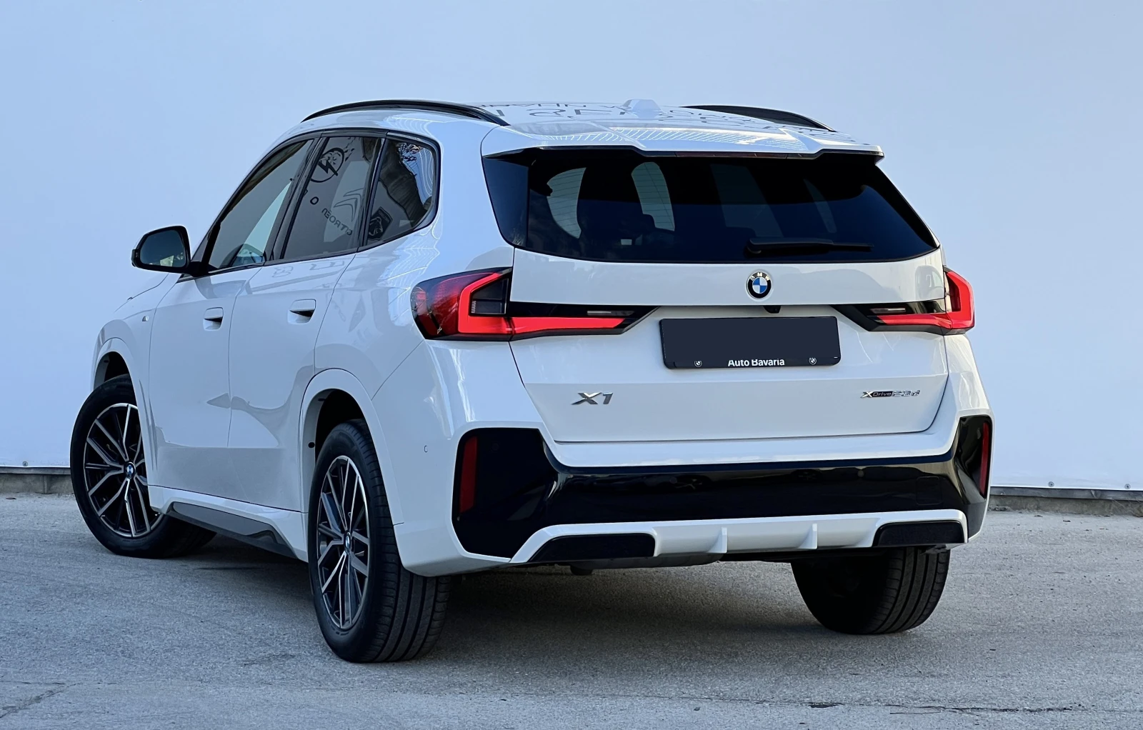 BMW X1 xDrive 23d - изображение 4