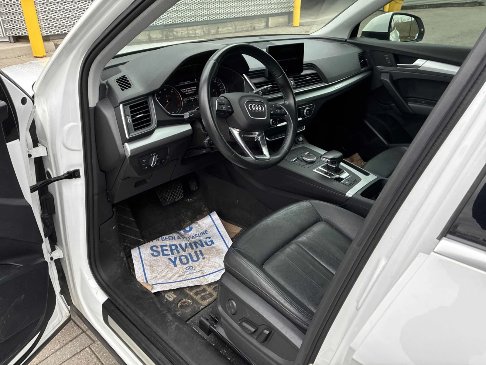 Audi Q5 2.0L TFSI QUATTRO , снимка 6 - Автомобили и джипове - 52992112