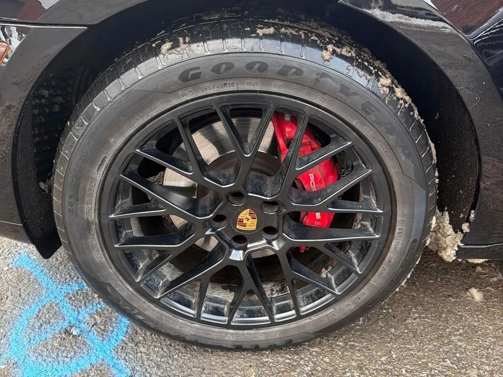 Porsche Macan 2021 GTS * CARFAX * БЕЗ ПЪРВОНАЧАЛНА ВНОСКА - изображение 6