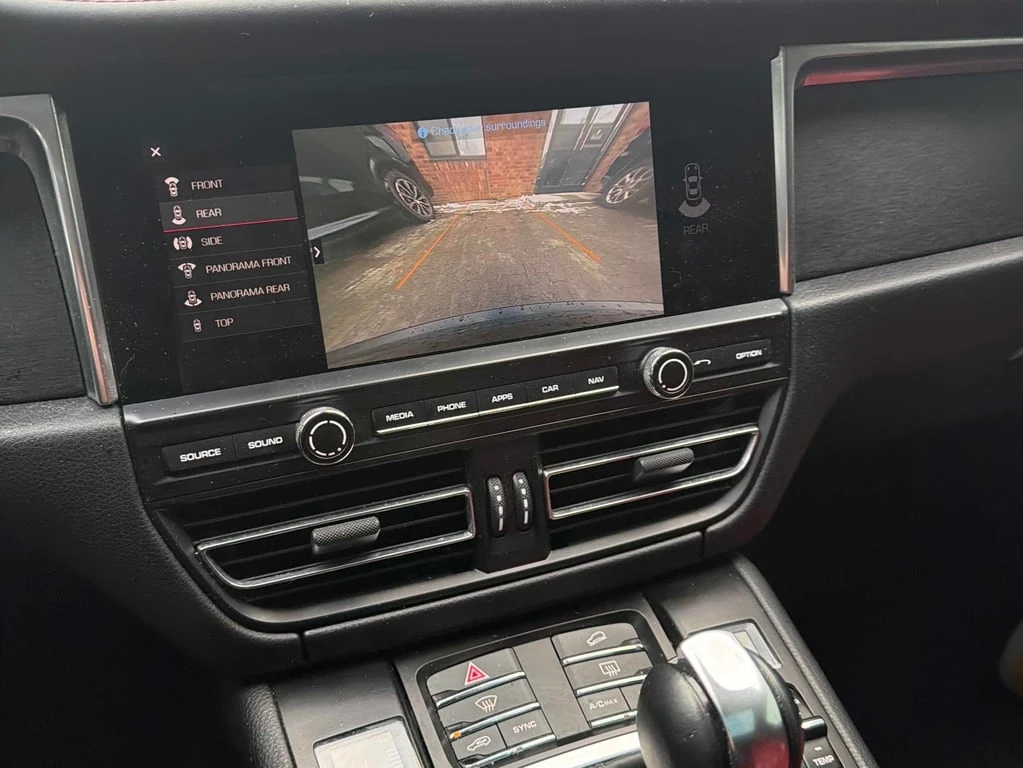 Porsche Macan 2021 GTS * CARFAX * БЕЗ ПЪРВОНАЧАЛНА ВНОСКА - изображение 10