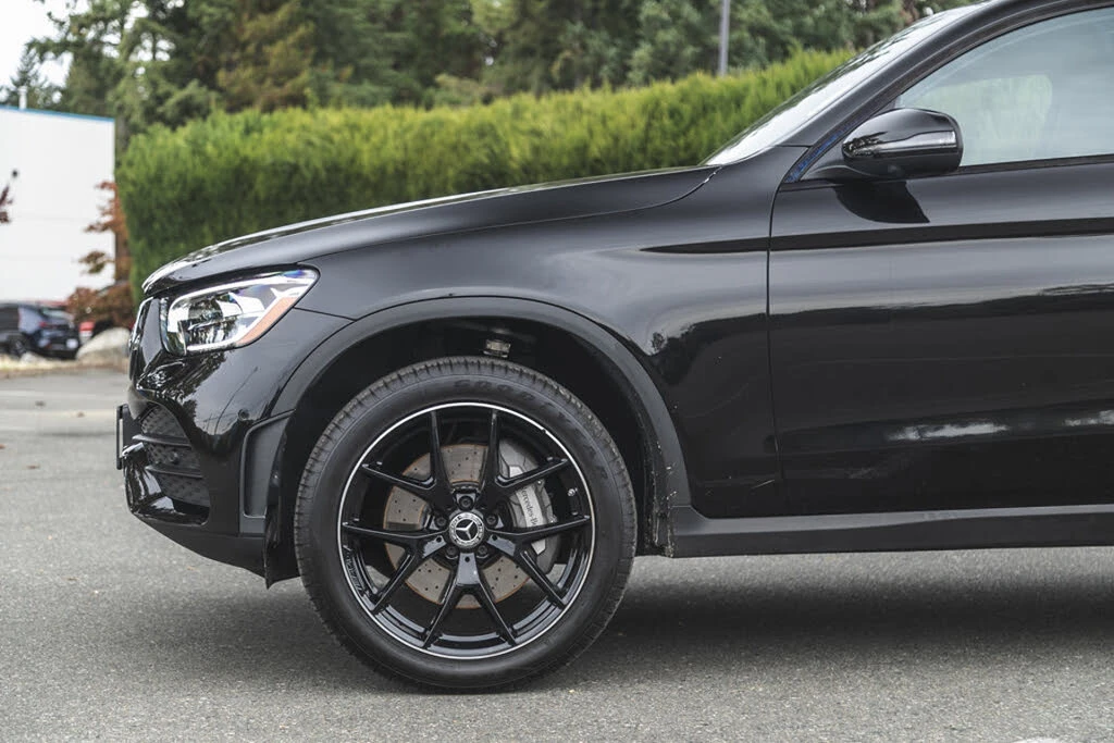 Mercedes-Benz GLC 300 4matic * CARFAX * АвтоКредит * (ЦЕНА ДО БГ) - изображение 2