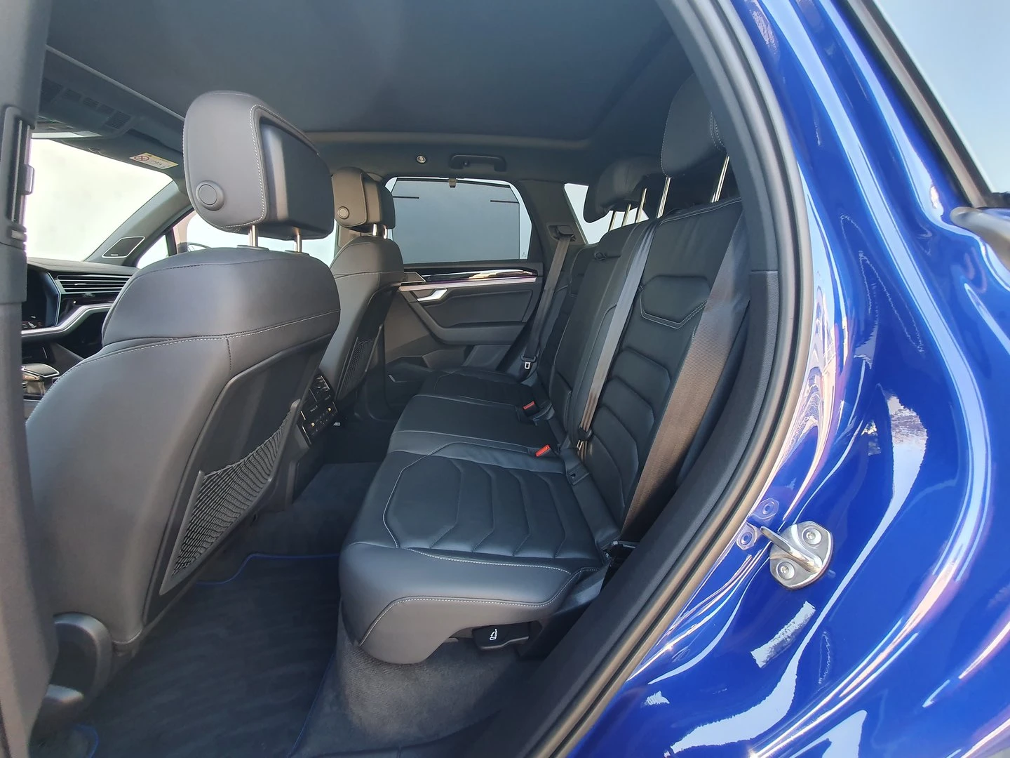 VW Touareg R 3.0 V6 eHybrid 4MOTION | Mobile.bg � ����������� 5
