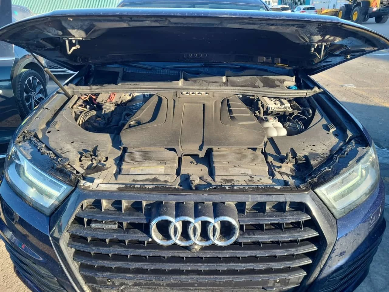 Audi Q7 PROGRESSIV * 360 KAMEPИ* ПАНОРАМА* CARFAX *  - изображение 7